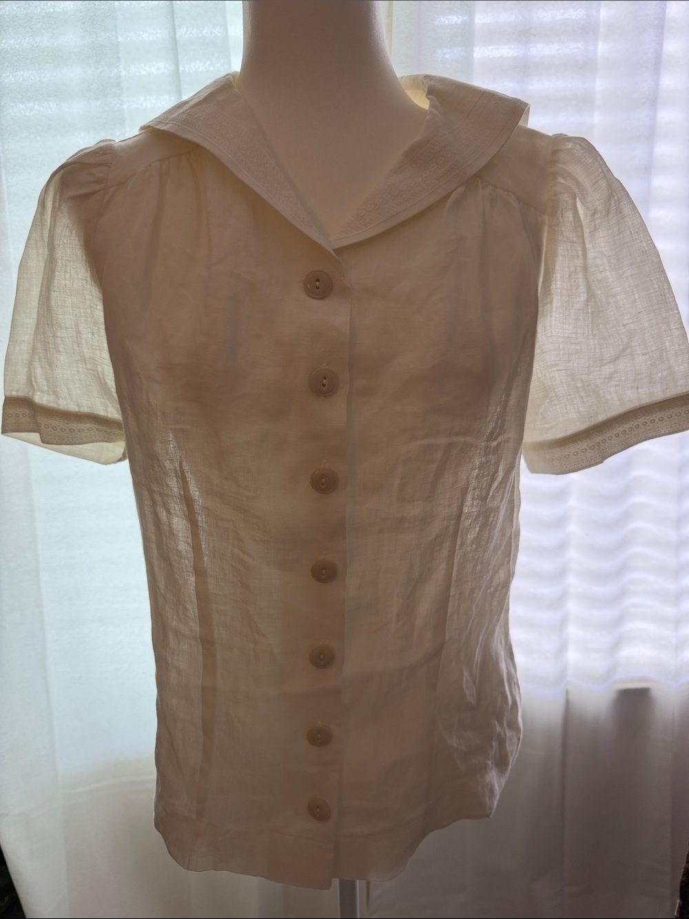 Cream Linen Button-Up Sailor Collar Blouse